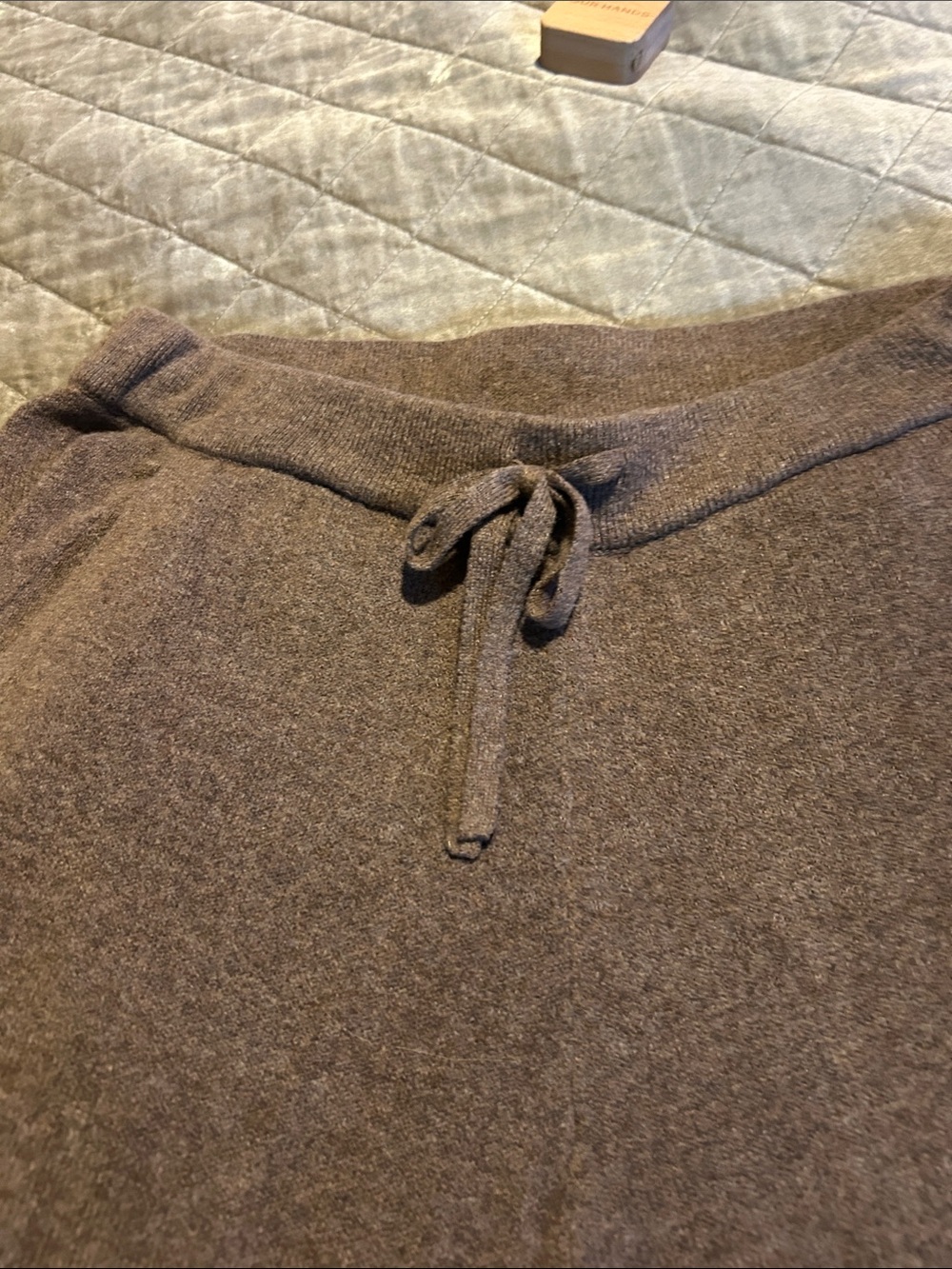 Gap women’s Brown sweater Hoodie and pant Set. Loungewear - Picture 3 of 6